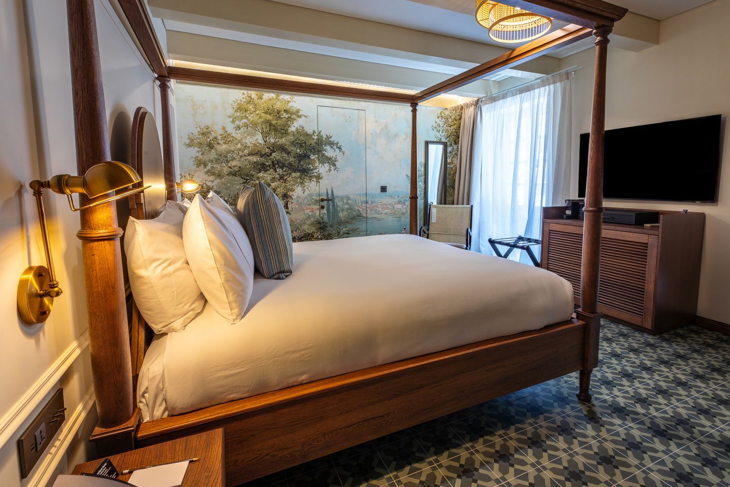 Colonia room