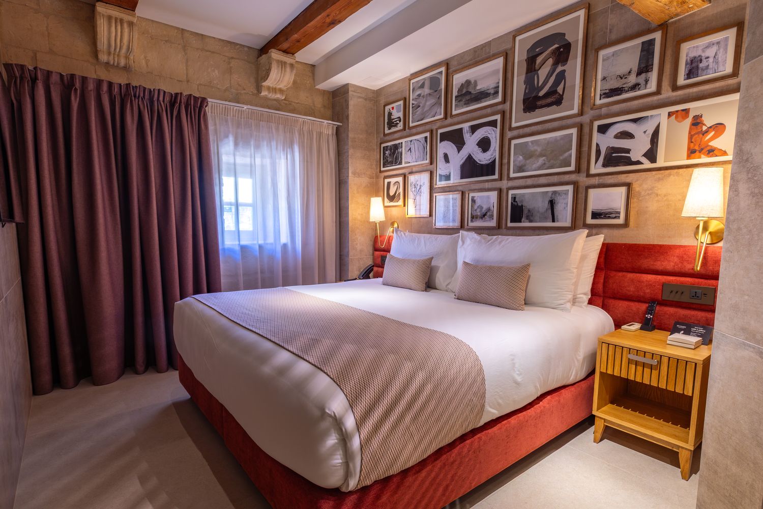 Artista room