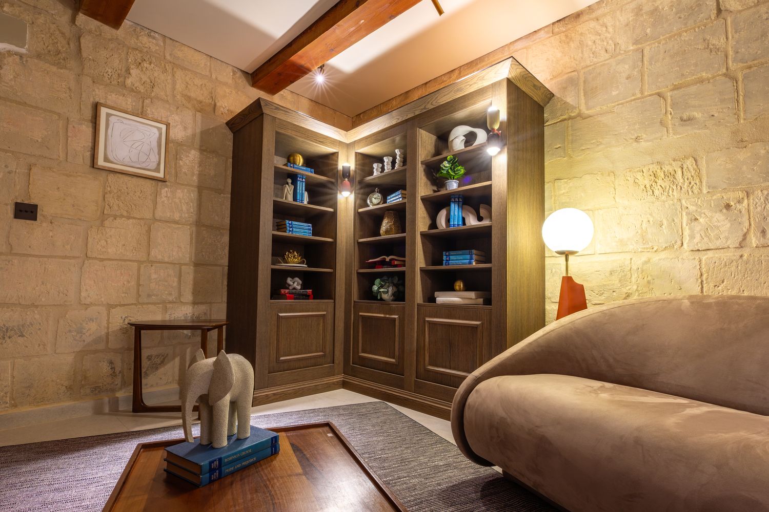 Artista room