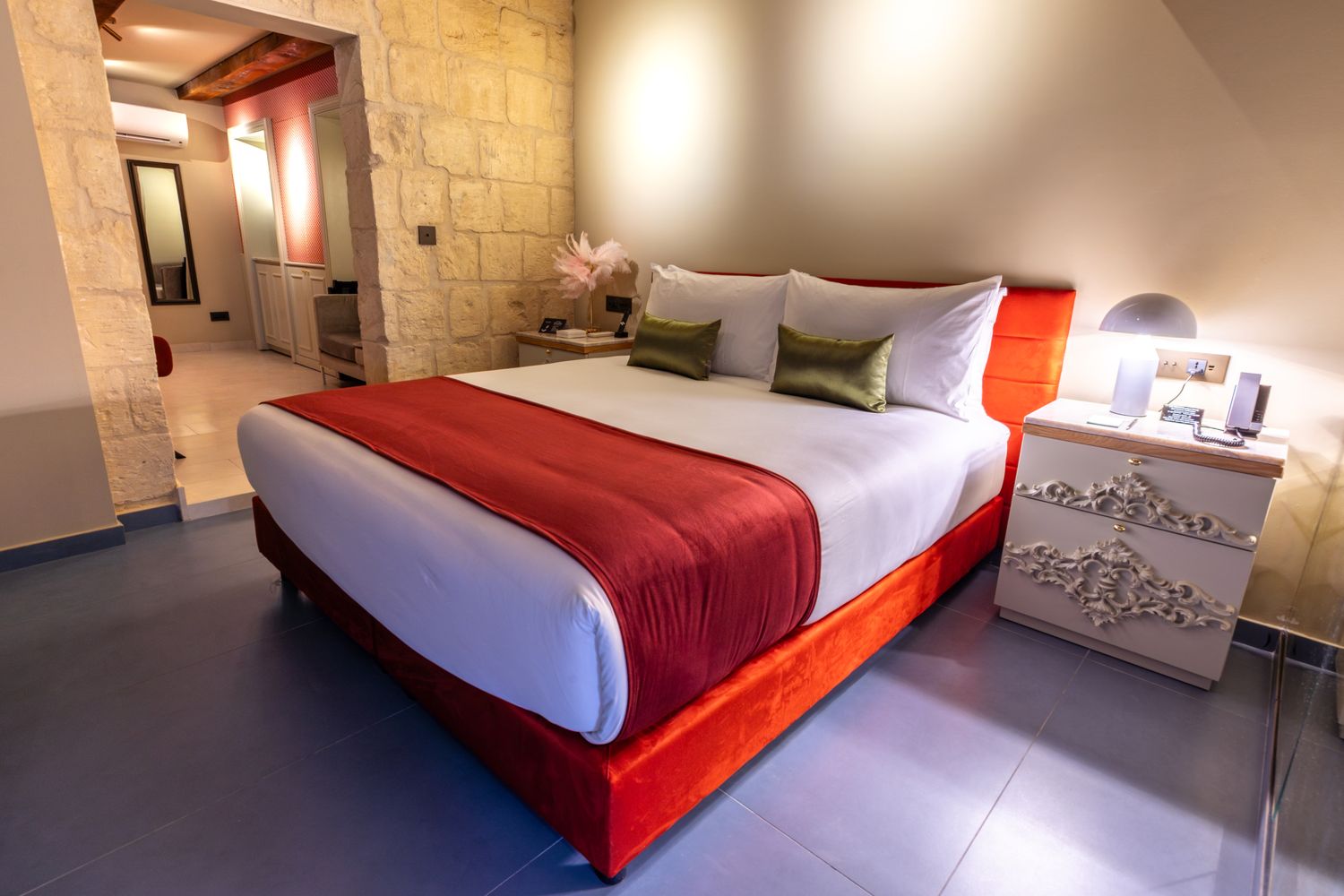 Salone room