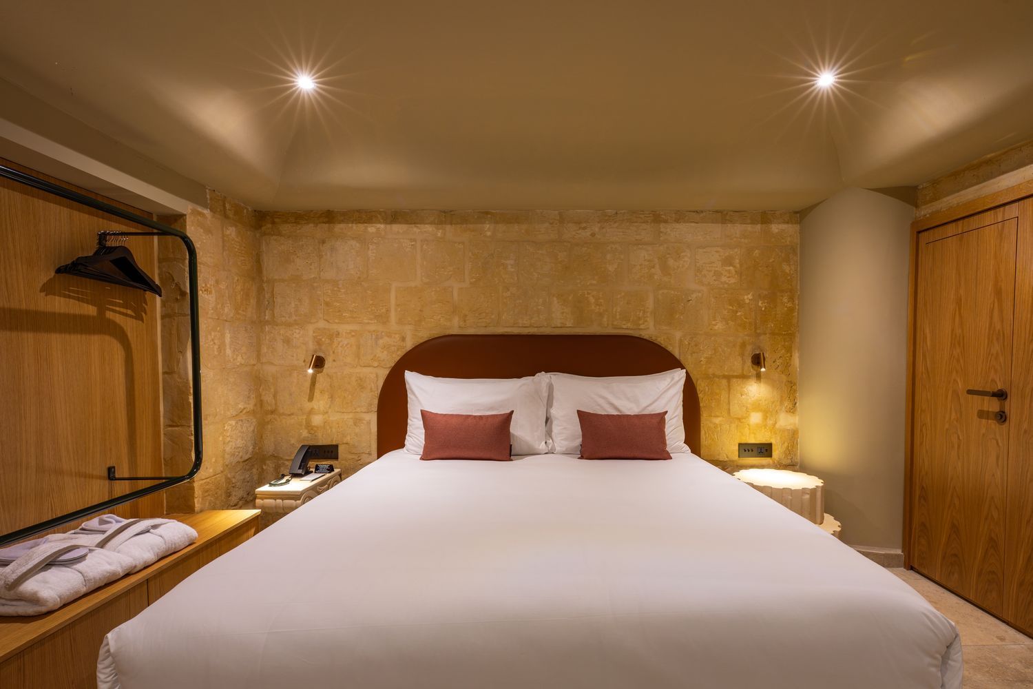 Capo Mastro room detail