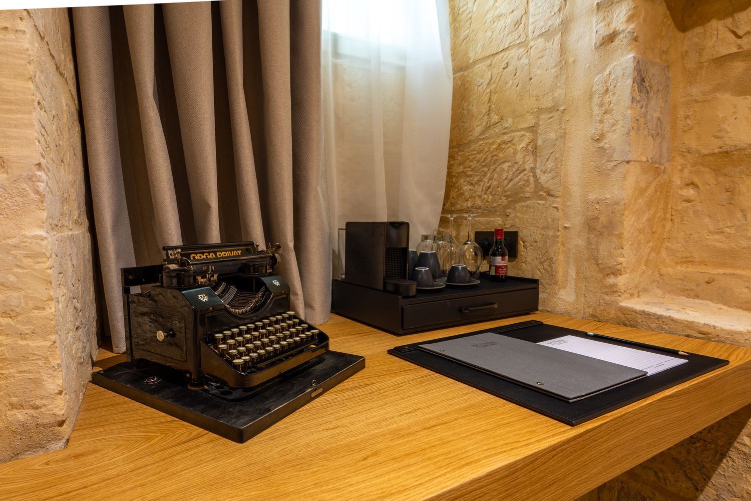 Capo Mastro room