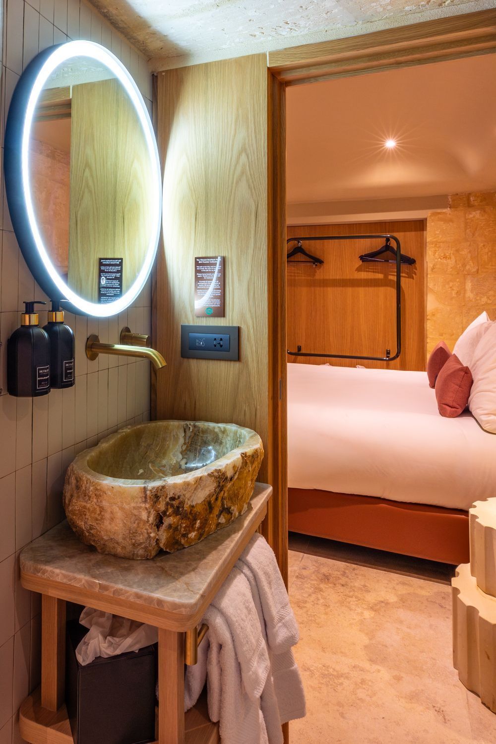 Capo Mastro room