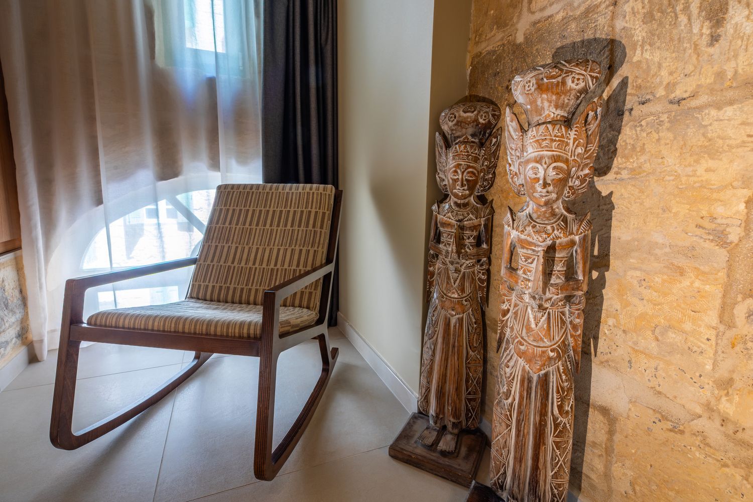 Neolitica room